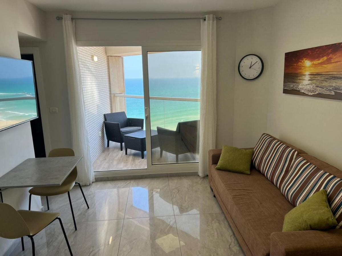 Apartments4you Leonardo 11 Bat Yam Exterior foto